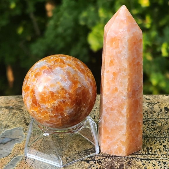 SUNSTONE crystal stone set - 1 sphere and 1 tower - Picture 5 of 9